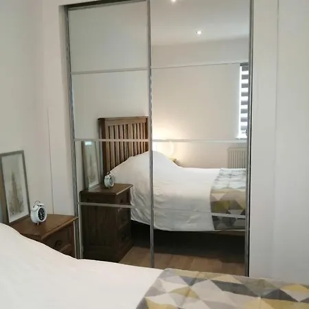 No 8 - In Style In The Heart Of The Cathedral City. * Truro